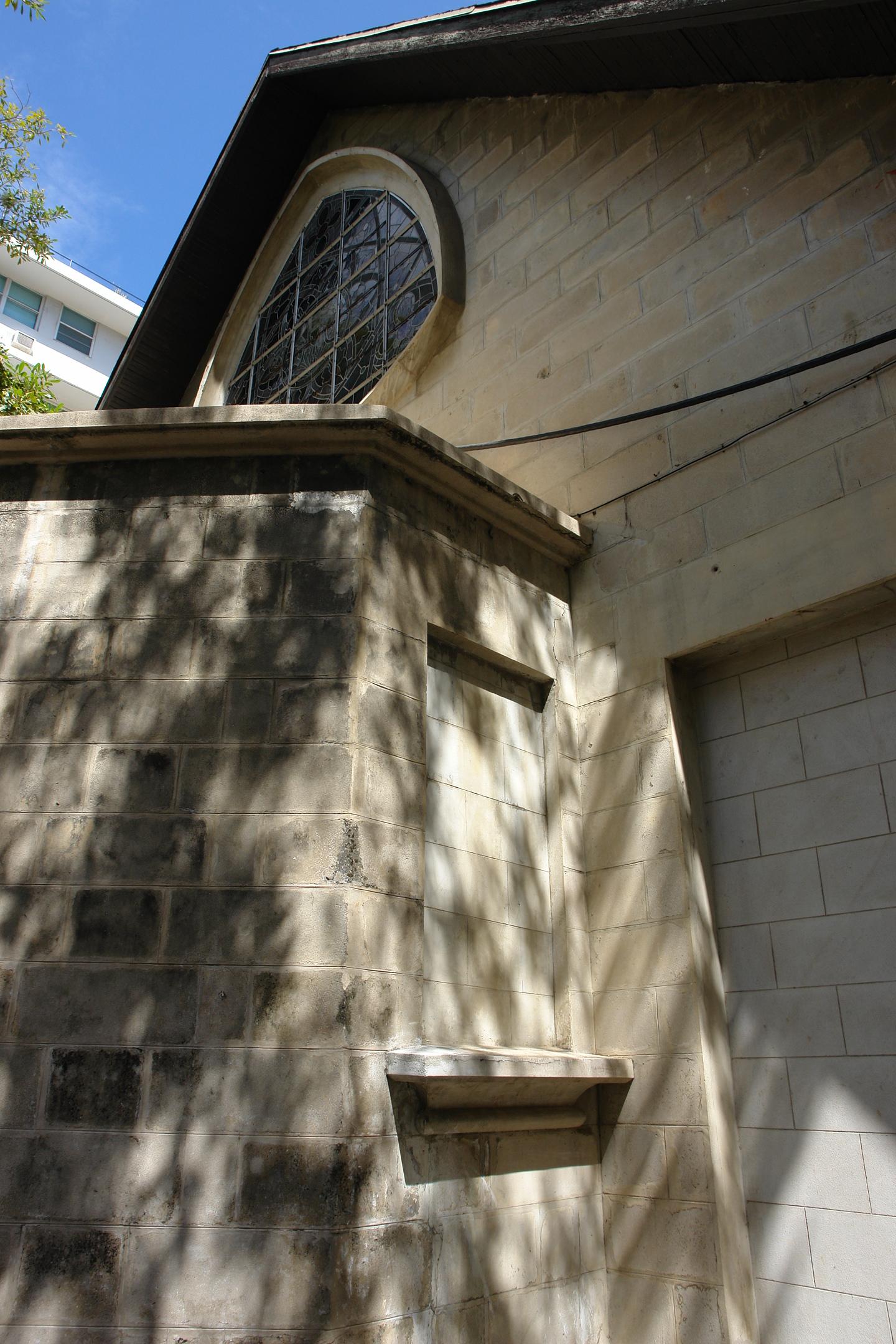 Capilla Nuestra Señora de Lourdes - San Juan (Miramar) - 2011 00098
